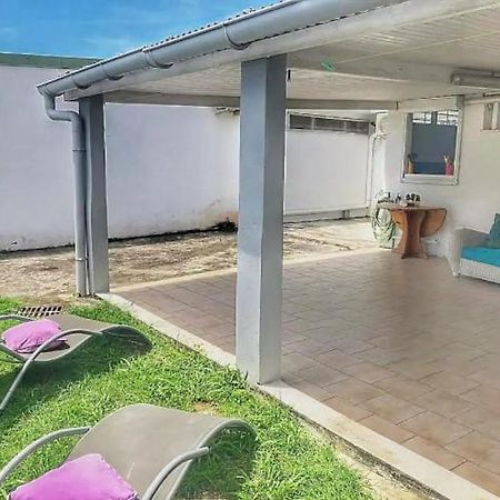 Malilia Beach A Sainte-Anne - Wifi -5 Min A Pied De La Plage ภายนอก รูปภาพ
